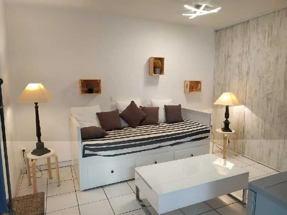 Studio Tout A Pieds Sanary-sur-Mer Apartment